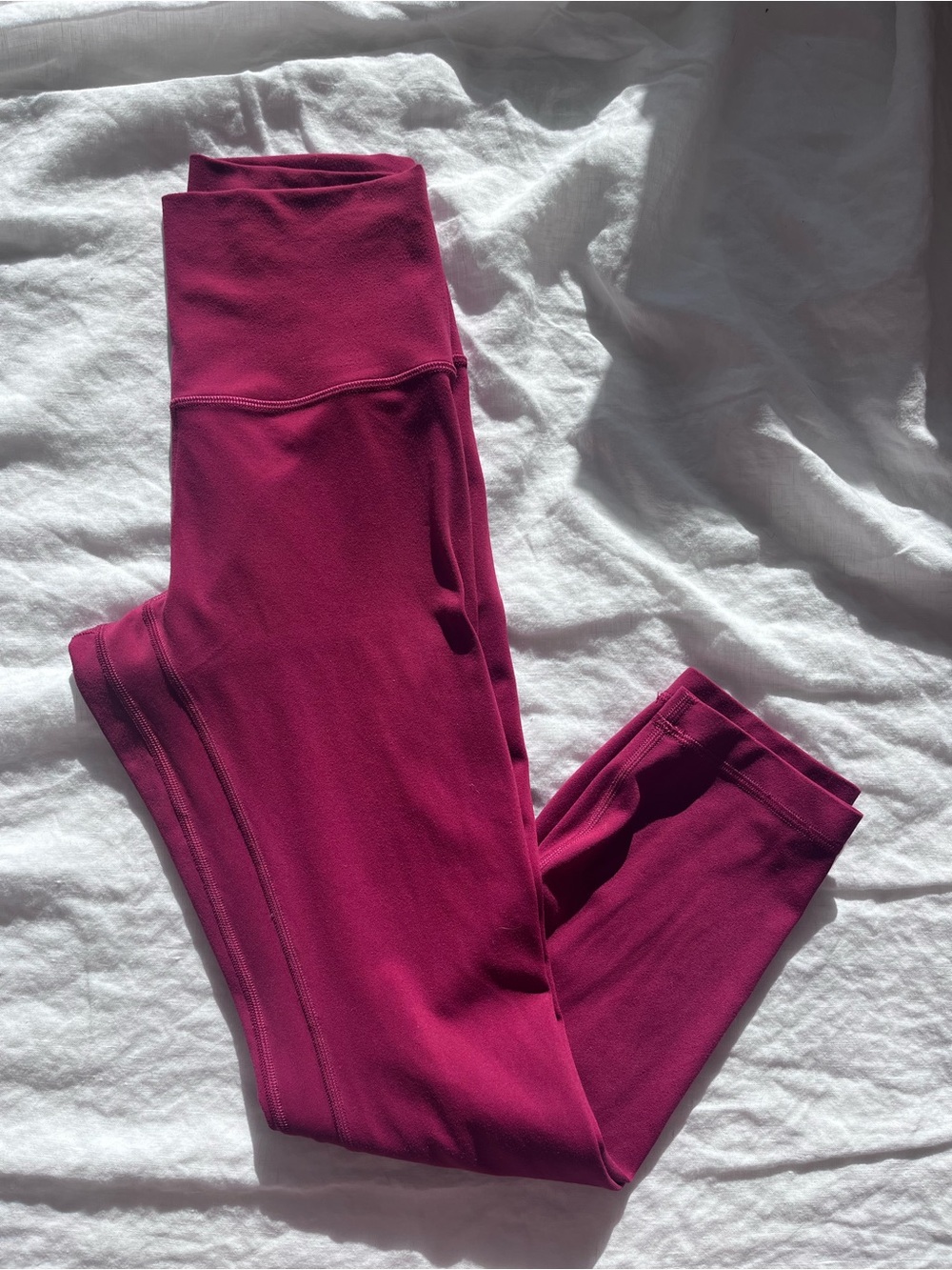lululemon Align No High-Rise Pant 25" - Size 4 Berry Rumble
